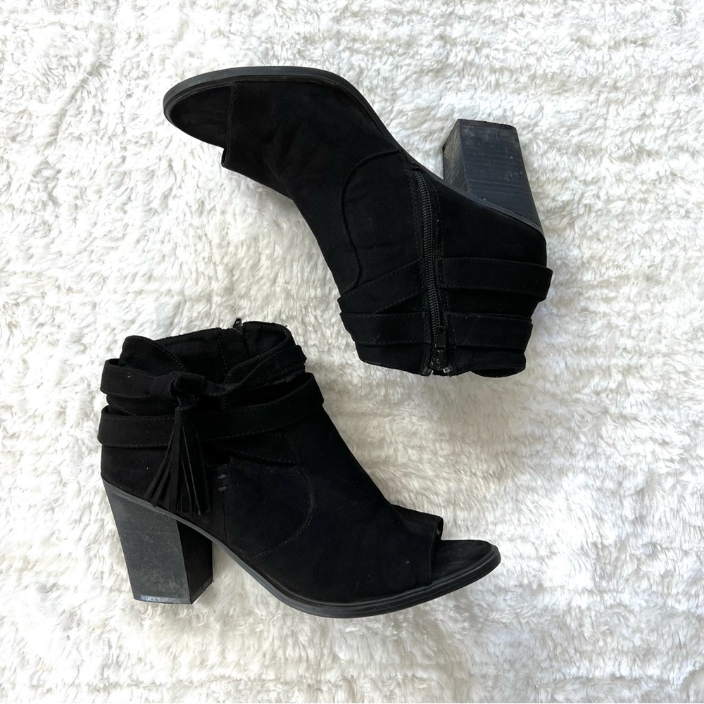Rampage Promise Block Heel Peep Toe Ankle Bootie Side Bow Black Velvet